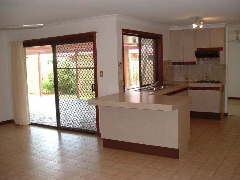 22 Briarwood Street, CARINDALE QLD 4152, Carindale - Thumbnail 3