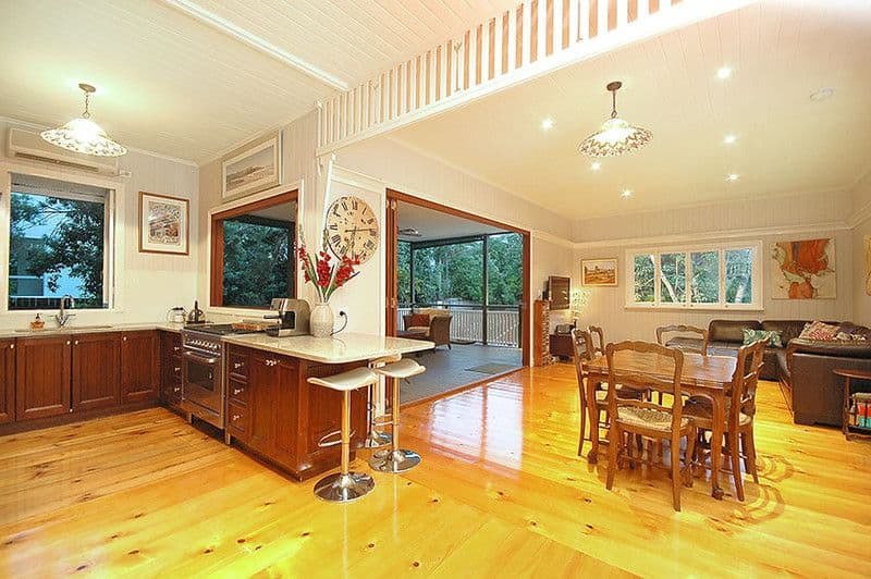 28 Leigh Street, COORPAROO QLD 4151, Coorparoo - Thumbnail 2
