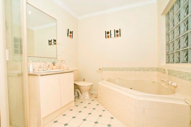 18 Galovac Close, DONVALE VIC 3111, Donvale - Thumbnail 8