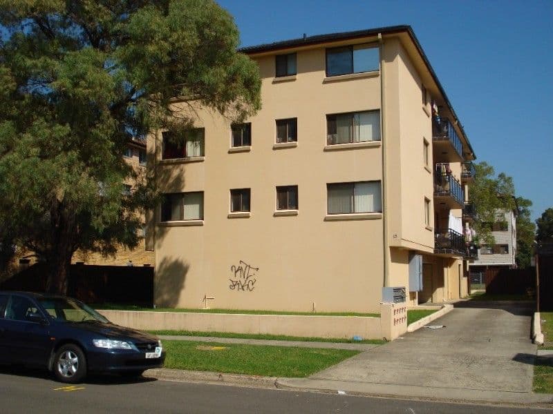 15 Hart Street, WARWICK FARM NSW 2170, Warwick Farm - Image 1