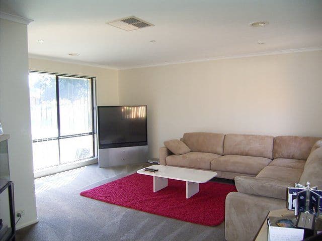 533 Schaefer Street, LAVINGTON NSW 2641, Lavington - Thumbnail 3