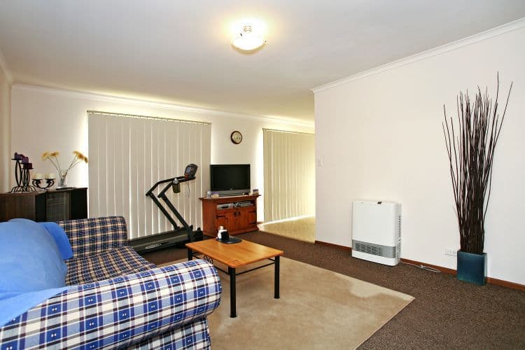 79 Forest Road, LARA VIC 3212, Lara - Thumbnail 3