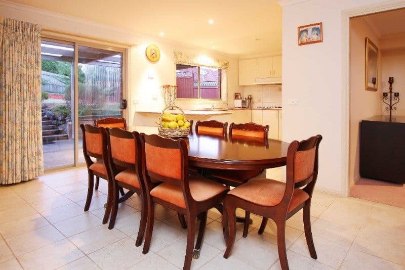 32 Wagstaff Drive, MILL PARK VIC 3082, Mill Park - Thumbnail 5