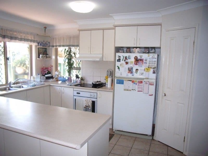 1 Nev Close, WISHART QLD 4122, Wishart - Thumbnail 2