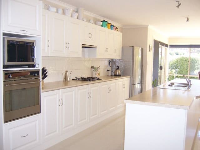 8  Bray Road, MOUNT BARKER SA 5251, Mount Barker - Thumbnail 2
