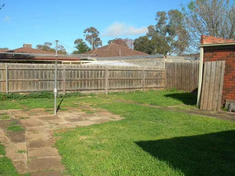 37 Second Avenue, MELTON SOUTH VIC 3338, Melton South - Thumbnail 5