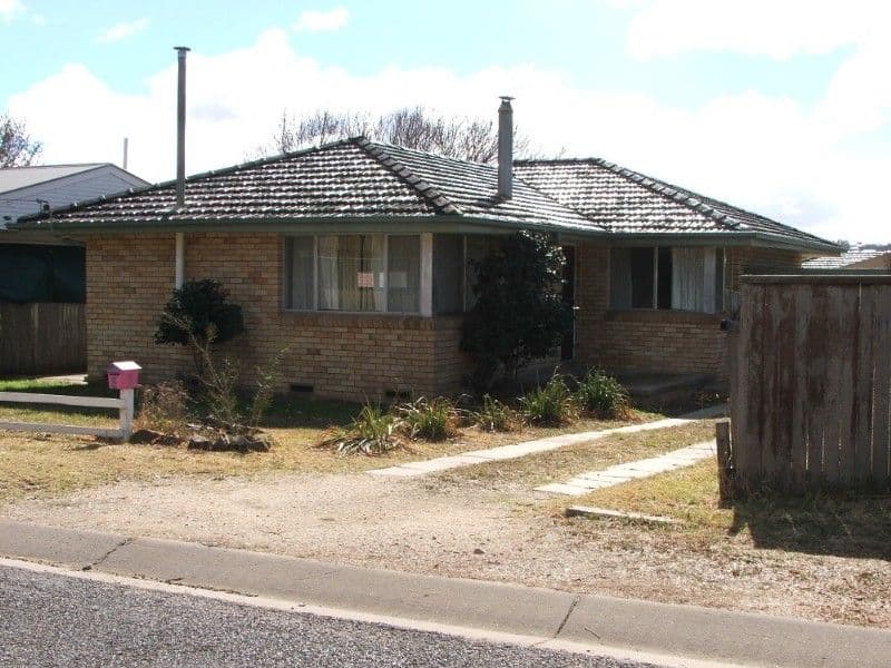 5 Oliver Avenue, ARMIDALE NSW 2350, Armidale - Thumbnail 3