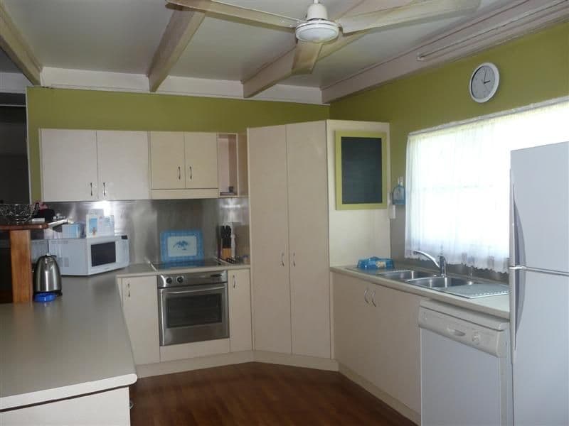 27 Millington Road, EL ARISH QLD 4855, El Arish - Thumbnail 4