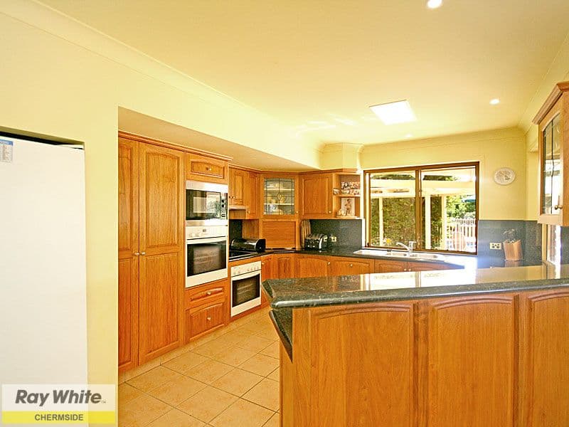 10 Cowie Road, CARSELDINE QLD 4034, Carseldine - Thumbnail 7