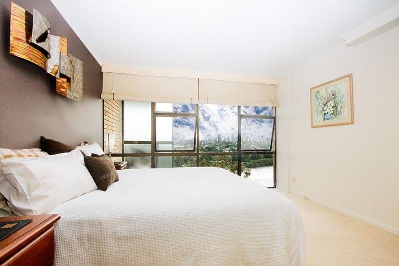 58 sandford, ST LUCIA QLD 4067, St Lucia - Thumbnail 5