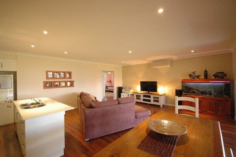 27 Mitchell Drive, HIGHFIELDS QLD 4352, Highfields - Thumbnail 4