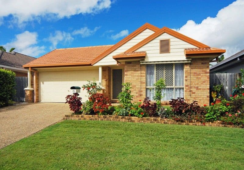 19 waterdown Drive, ELANORA QLD 4221, Elanora - Image 1