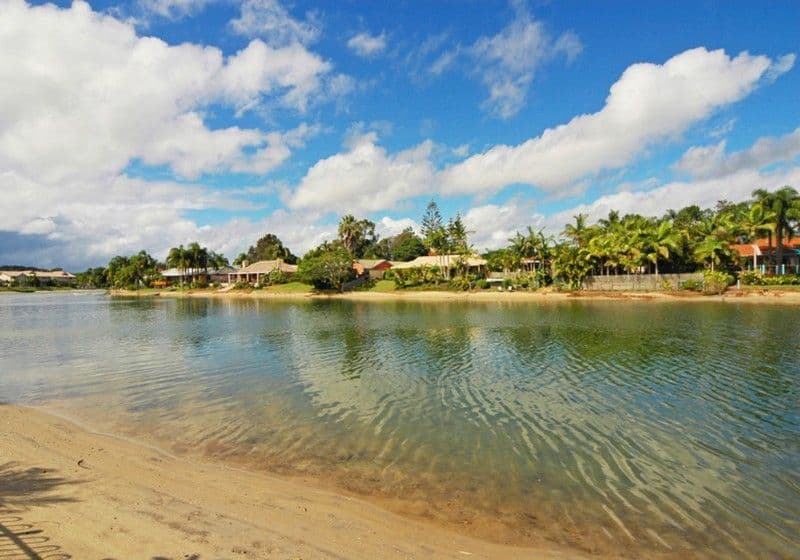 19 waterdown Drive, ELANORA QLD 4221, Elanora - Thumbnail 2