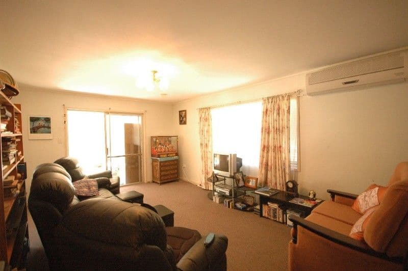 22 Canberra Street, HARRISTOWN QLD 4350, Harristown - Thumbnail 5