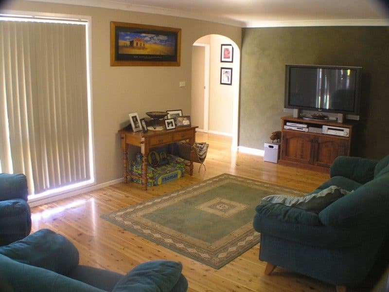 108 Lakedge Avenue, BERKELEY VALE NSW 2261, Berkeley Vale - Thumbnail 3