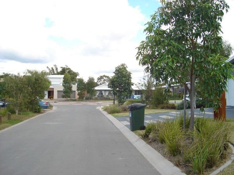 33 Red Gum Crescent, WAKERLEY QLD 4154, Wakerley - Thumbnail 2