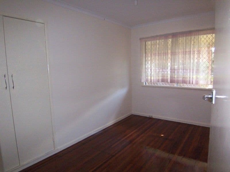 328 Newnham Road, UPPER MOUNT GRAVATT QLD 4122, Upper Mount Gravatt - Thumbnail 5
