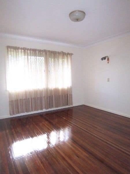 328 Newnham Road, UPPER MOUNT GRAVATT QLD 4122, Upper Mount Gravatt - Thumbnail 6