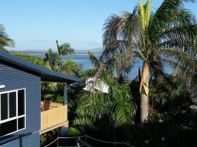 10 Hawk Street, SLADE POINT QLD 4740, Slade Point - Image 1