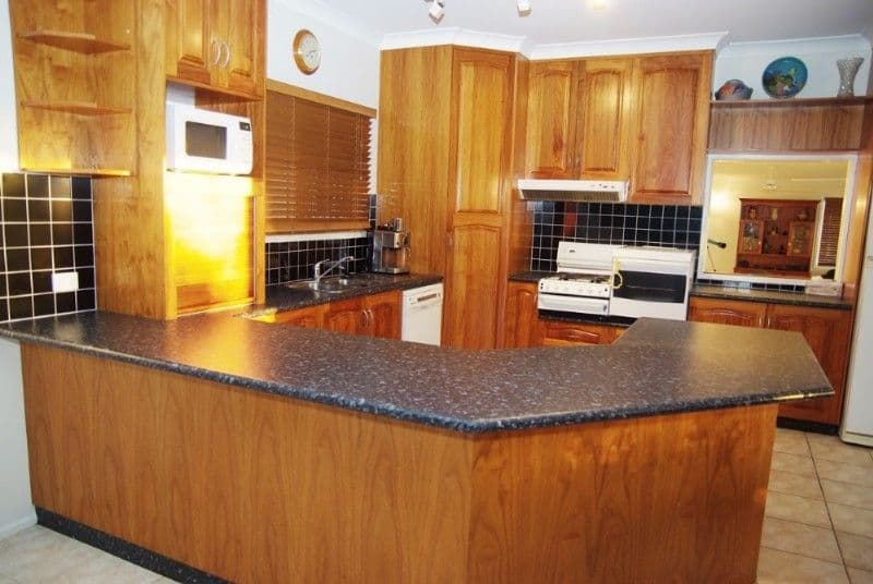 10 Hawk Street, SLADE POINT QLD 4740, Slade Point - Thumbnail 5