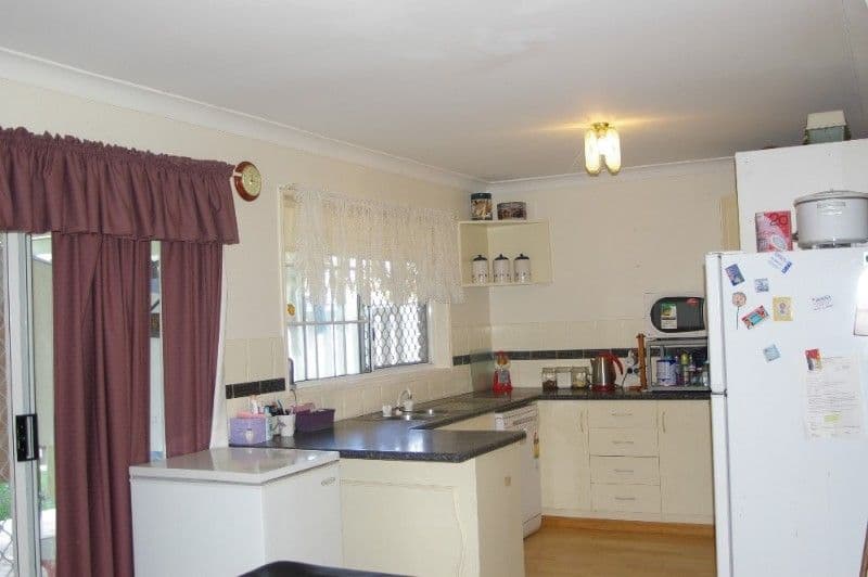 2 Brendan Court, DECEPTION BAY QLD 4508, Deception Bay - Thumbnail 6
