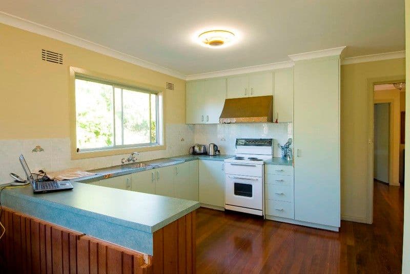 20 Bullimah Avenue, BURLEIGH HEADS QLD 4220, Burleigh Heads - Thumbnail 3