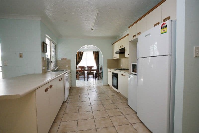 4 Tania Court, BURDELL QLD 4818, Burdell - Thumbnail 8