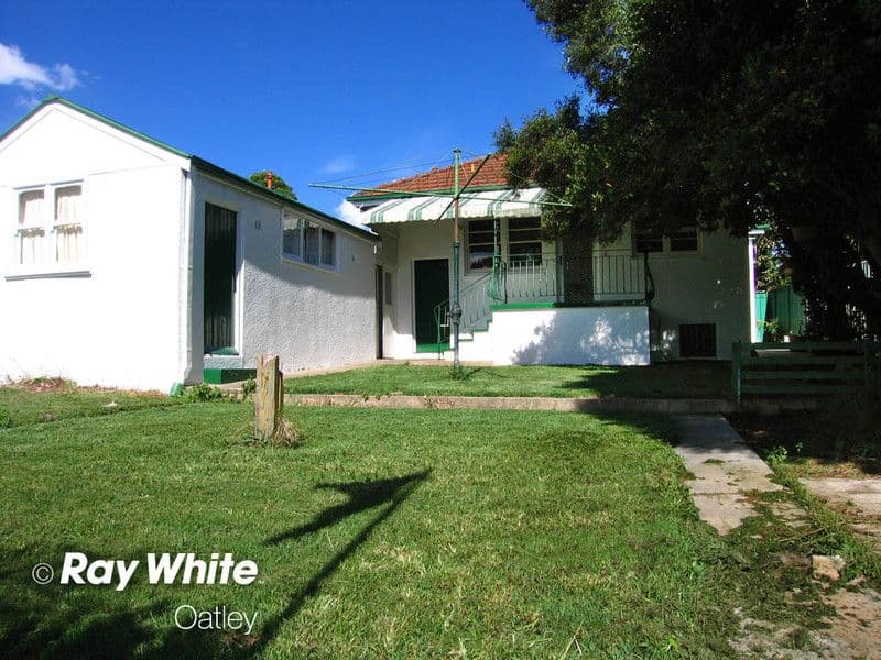 31 Rosemont Avenue, MORTDALE NSW 2223, Mortdale - Thumbnail 8