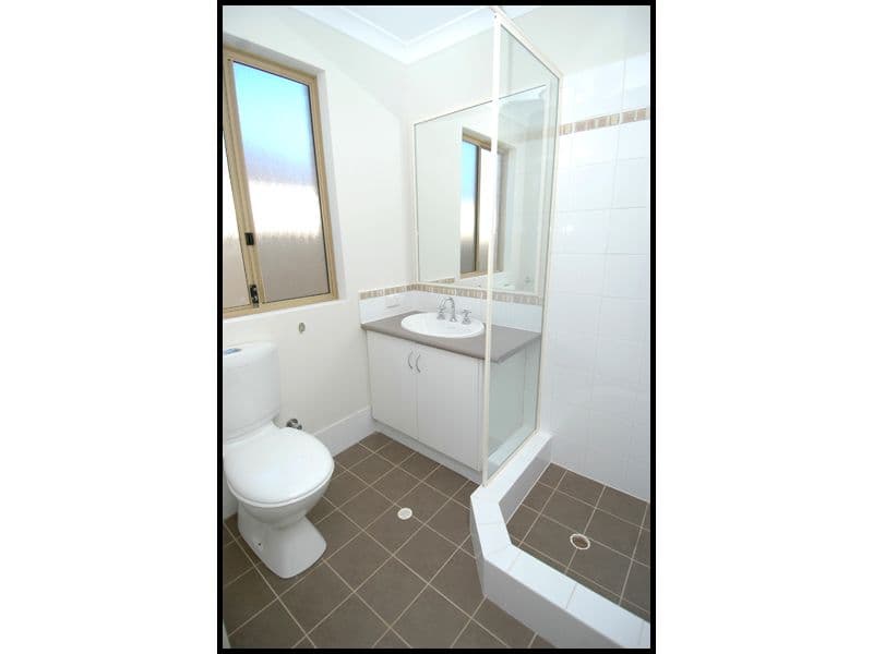 11 Clarence Road, ARMADALE WA 6112, Armadale - Thumbnail 6