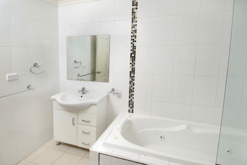 8-10 Lydbrook Street, WESTMEAD NSW 2145, Westmead - Thumbnail 4