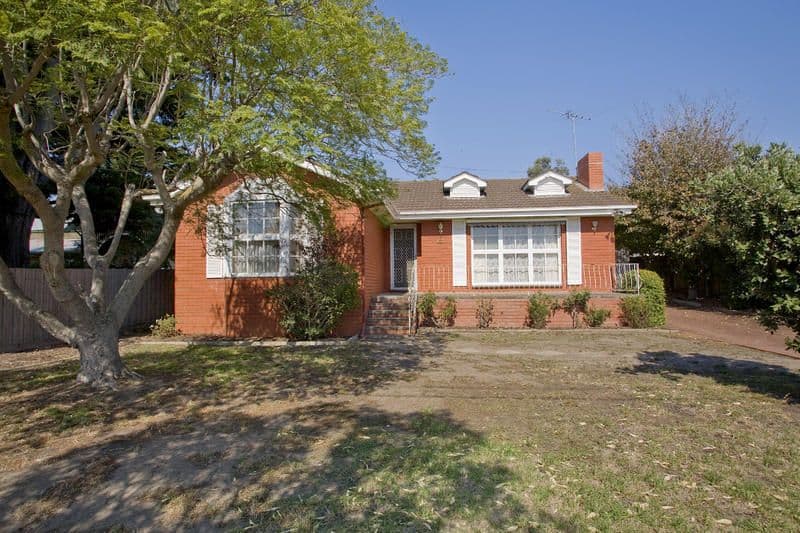 77 Peter Street, GROVEDALE VIC 3216, Grovedale - Thumbnail 2