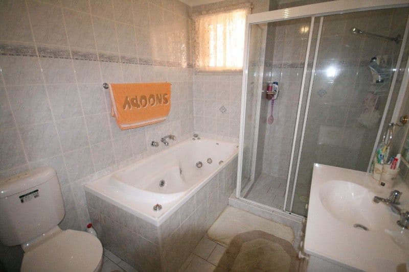1 Breasley Avenue, YAGOONA NSW 2199, Yagoona - Thumbnail 5