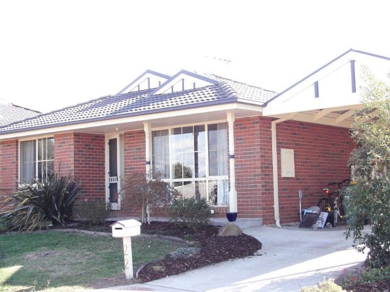 22 Darvell Court, PAKENHAM VIC 3810, Pakenham - Image 1