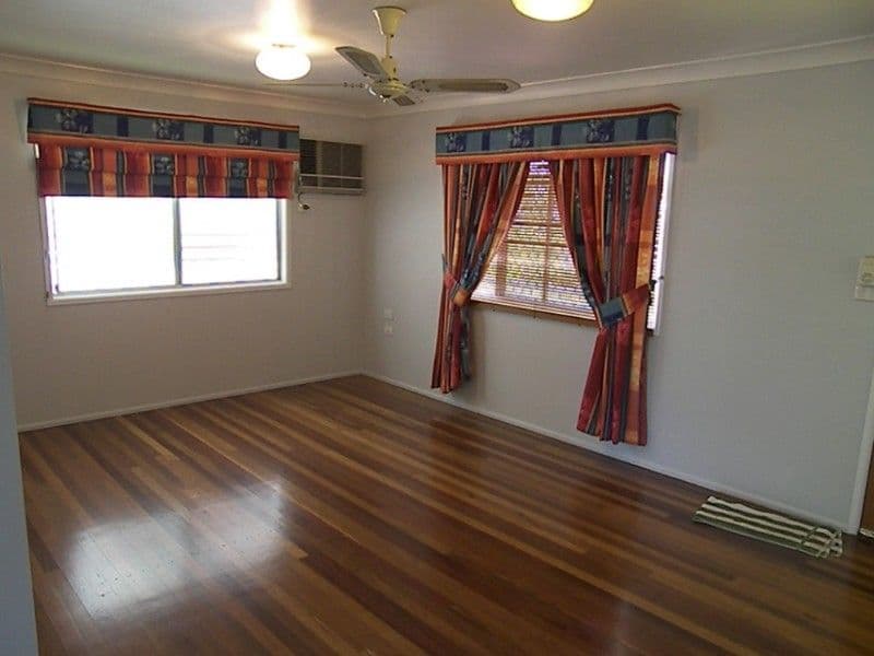 53 Capricorn Crescent, NORMAN GARDENS QLD 4701, Norman Gardens - Thumbnail 4