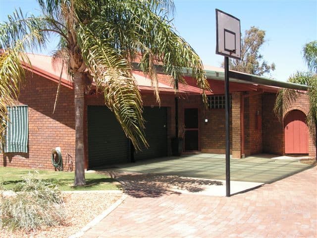 48 Cromwell Drive, ALICE SPRINGS NT 0870, Alice Springs - Image 1
