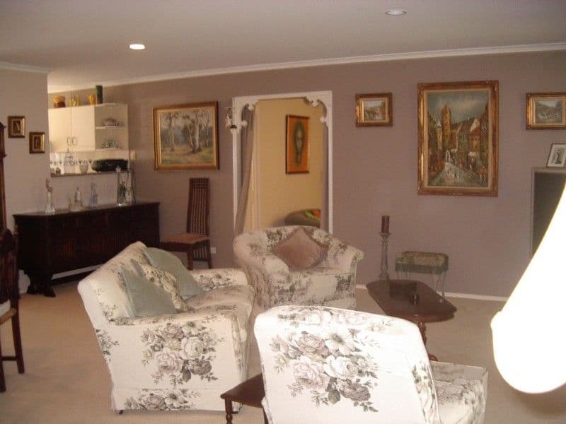 COOMBABAH QLD 4216, Coombabah - Thumbnail 2