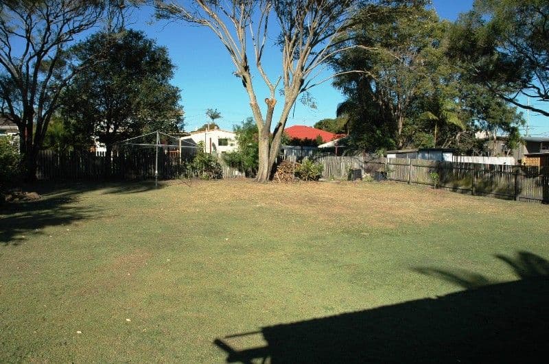 10 Strachan Place, Melton South VIC 3338, Melton South - Thumbnail 2
