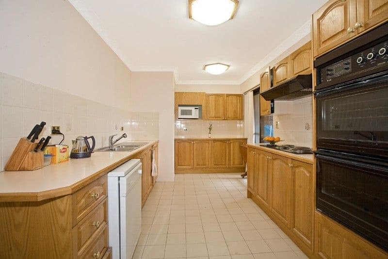 9 Gannon Avenue, DOLLS POINT NSW 2219, Dolls Point - Thumbnail 2