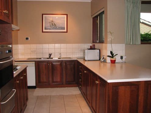 11 Bulahdelah Court, WEST LAKES SHORE SA 5020, West Lakes Shore - Thumbnail 3