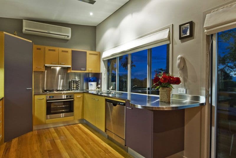 21 Innes Court, CORNUBIA QLD 4130, Cornubia - Thumbnail 2