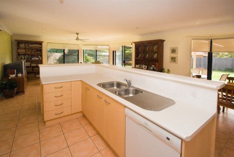 3 Airlie Bank Road, Morwell VIC 3840, Morwell - Thumbnail 2