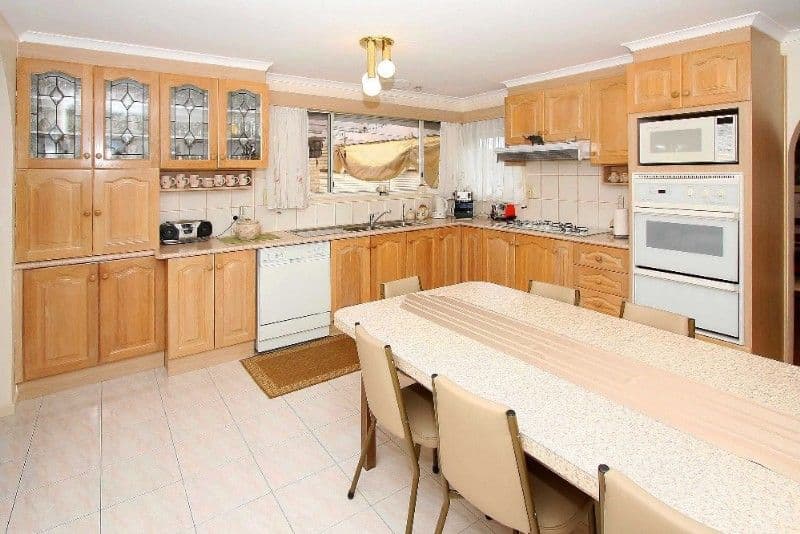27 Oxley Avenue, BUNDOORA VIC 3083, Bundoora - Thumbnail 2