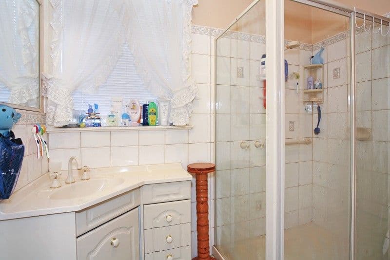 27 Wyoming Avenue, CORIO VIC 3214, Corio - Thumbnail 6