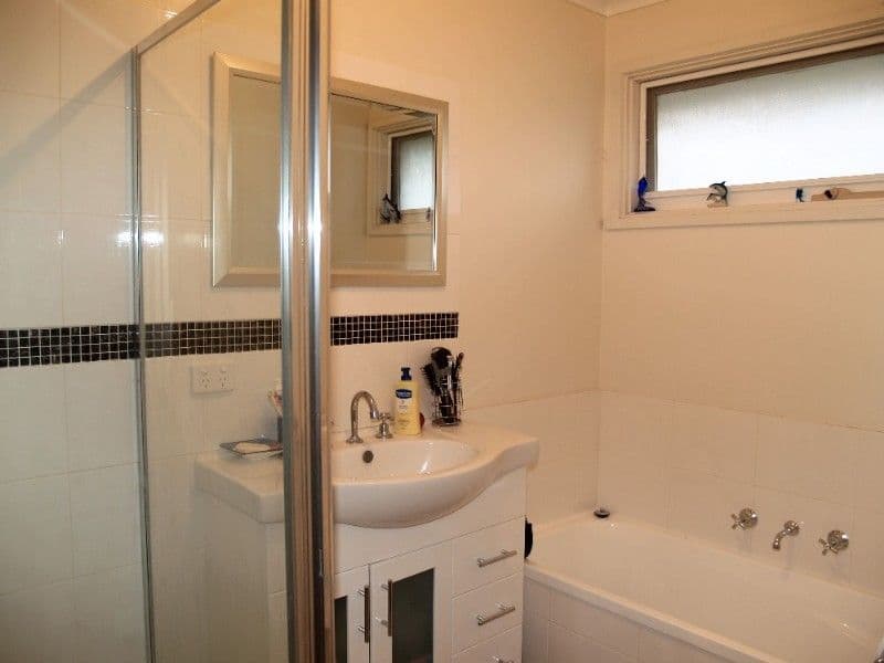 5 Uralla Court, MOOROOLBARK VIC 3138, Mooroolbark - Thumbnail 4