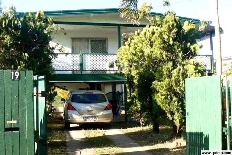 17 & 19 McBean Street, YEPPOON QLD 4703, Yeppoon - Thumbnail 2