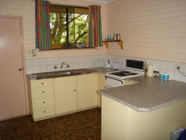 2/6 Robinson Street, BROOME WA 6725, Broome - Thumbnail 2
