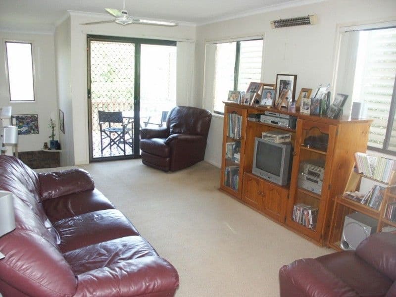 21 Detling Street, STAFFORD HEIGHTS QLD 4053, Stafford Heights - Thumbnail 2