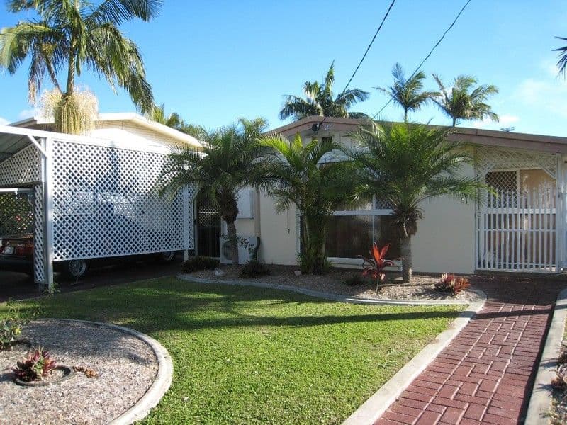 7  Lakeland Key, BROADBEACH WATERS QLD 4218, Broadbeach Waters - Thumbnail 3
