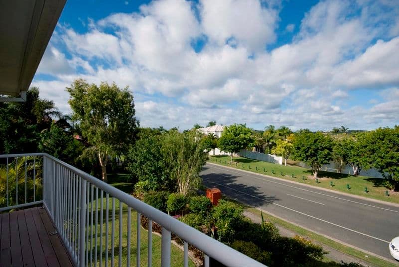 9 Harrier Drive, BURLEIGH WATERS QLD 4220, Burleigh Waters - Thumbnail 7