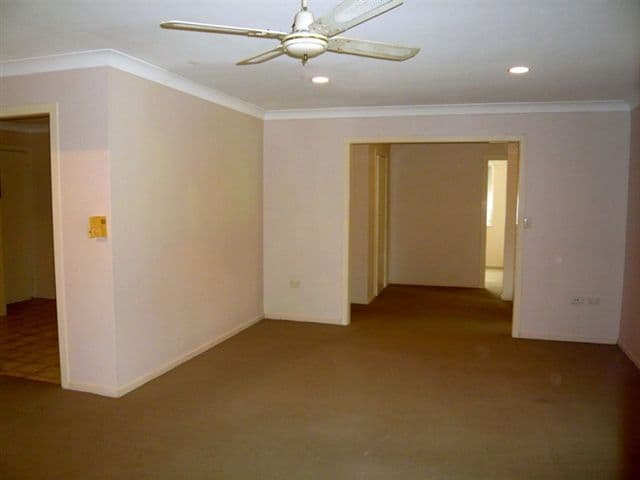 10 Tyalla Drive, ASHMORE QLD 4214, Ashmore - Thumbnail 4